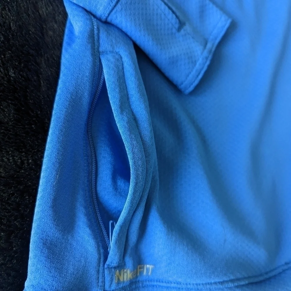 6. DePaul Long Sleeve Pull Over